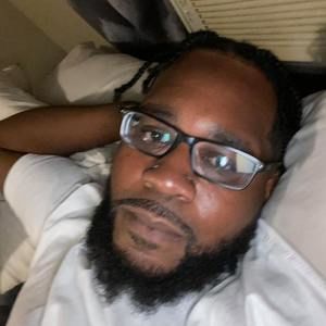 Meet your Posher, Nicholas